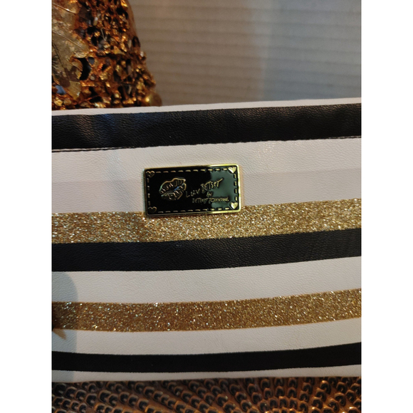 Betsey Johnson Wristlet - Picture 2 of 5